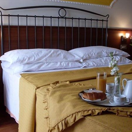Hotel Isola Di Lauria Lauria Inferiore Δωμάτιο φωτογραφία