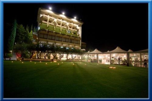 Hotel Isola Di Lauria Lauria Inferiore Εξωτερικό φωτογραφία