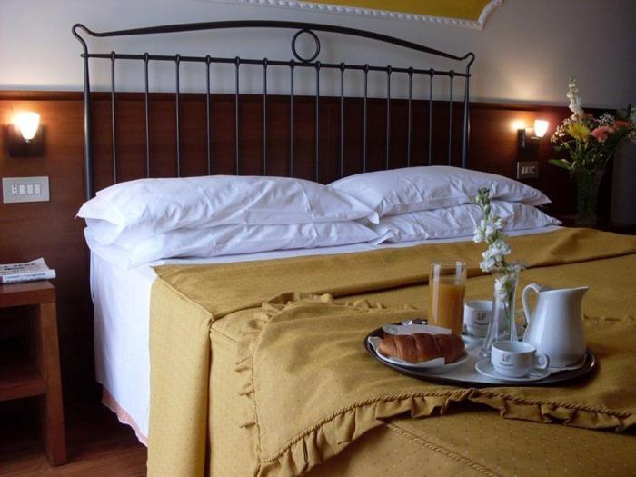 Hotel Isola Di Lauria Lauria Inferiore Δωμάτιο φωτογραφία