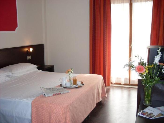 Hotel Isola Di Lauria Lauria Inferiore Δωμάτιο φωτογραφία