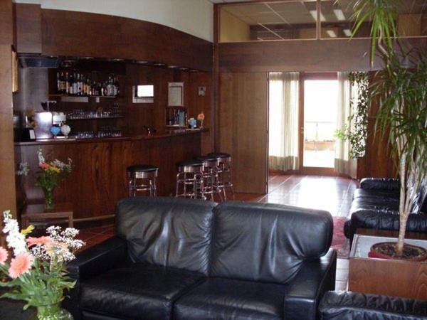 Hotel Isola Di Lauria Lauria Inferiore Εξωτερικό φωτογραφία
